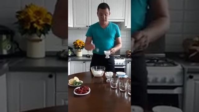 Чизкейк в стакане без выпечки. Лёгкий и быстрый десерт смотреть онлайн