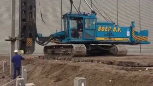 забивка свай  Junttan