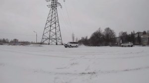 Дрифт на площадке (или его подобие на жиге)