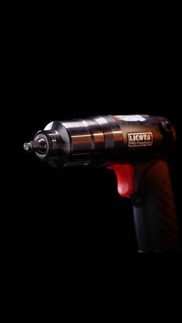 Гайковерт пневматический ударный компактный 1/4", 68 Нм, Licota PAW-02002