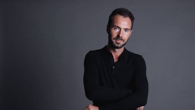 Chris shares about the Job You've Always Wanted - Join us to become Temple Spa Skincare Consultant смотреть онлайн