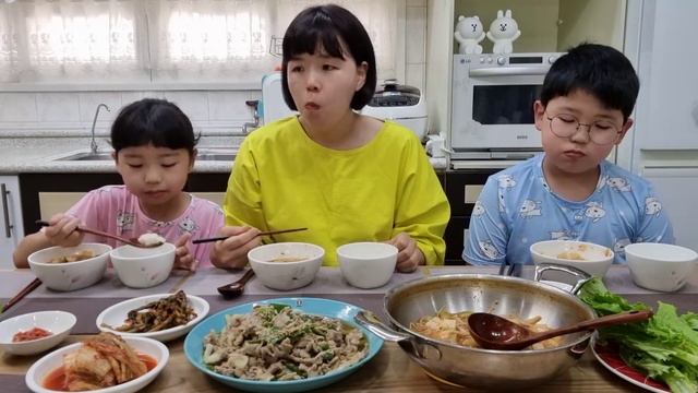 [집밥먹방]🍚 양념맛이 끝내주는 기사식당 돼지불백 먹방 (ft. 된장찌개) Korean Home Meal Mukbang Eating Show