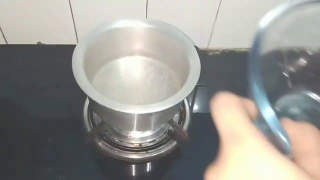 How to make Chocolate Cake in Kadai | Chocolate Cake reciepe in hindi | Dark chocolate cake reciepe смотреть онлайн