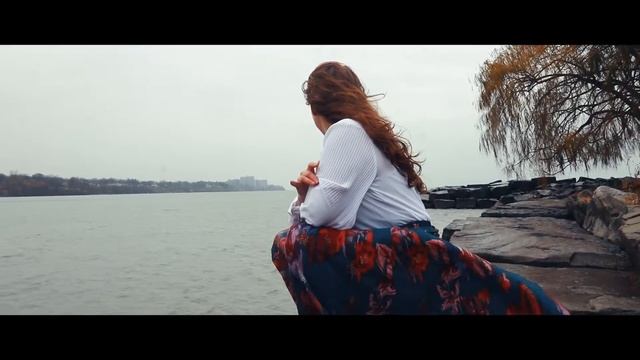 Annabel Lee by Edgar Alan Poe (A Visual Poem) смотреть онлайн