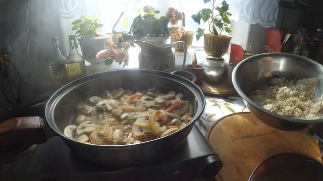 СТРАВИ ДО ПОСТУ  Ячмінна КАША З ГРИБАМИ.