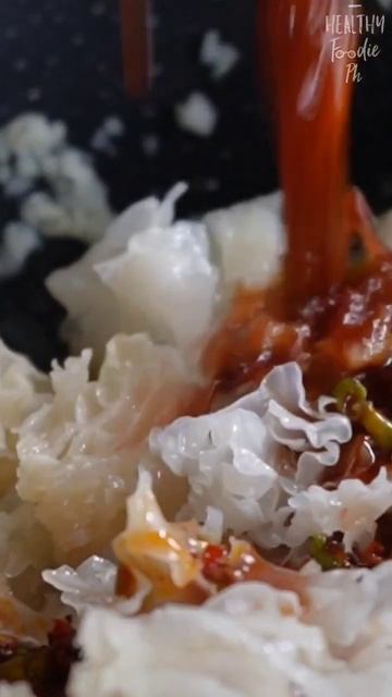 Snow Fungus Chili Garlic Noodles Recipe #veganrecipes #food #spicy #noodles #garlic