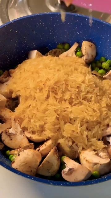 #shorts #shortsfeed #youtubeshorts #mushroom #pulao смотреть онлайн