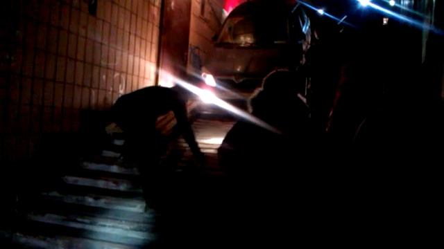 Спасение синего автомобиля смотреть онлайн