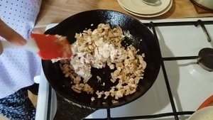 Фаршированные шампиньоны на гриле - закуска с огоньком)!
