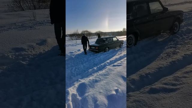 #боеваяклассика на бездорожье #валит #2105 #жигули #классика