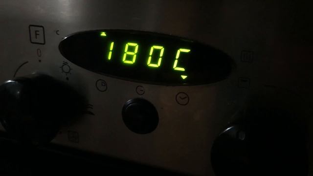 Beef Stroganoff & Malva Pudding смотреть онлайн