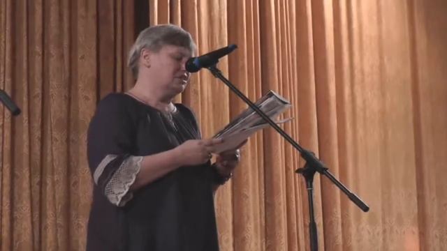 Марина Ганичева. В смиренном величье полей...