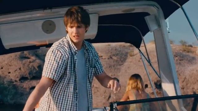 Piranha 3D ( 2010) - Piranha atteck hindi