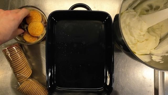 Самый простой и вкусный рецепт | Сливки и печенье ! смотреть онлайн