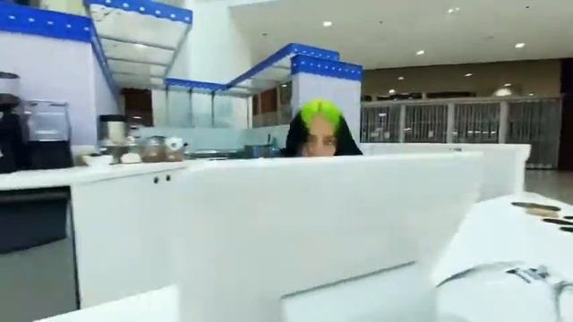 Billie Eilish - Therefore I Am (Official Music Video) смотреть онлайн