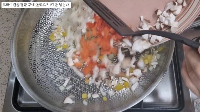 SUB)3가지 치즈와 허브로 맛있게, 쌈두부연어퀘사디아만들기. 창작요리. 쌈두부요리. 퀘사디아 소스. 퀘사디아 레시피. 쌈두부. 퀘사디아. 저염식 смотреть онлайн