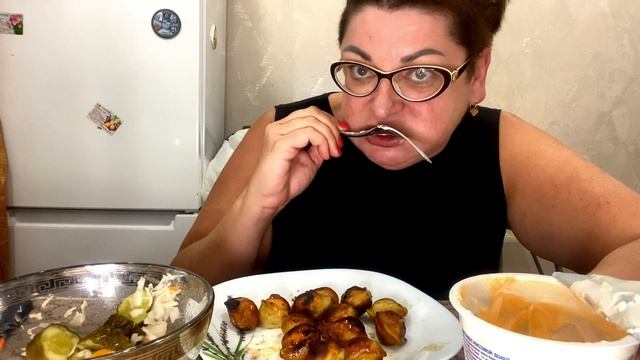 МУКБАНГ/Пельмени жареные/Mukbang смотреть онлайн