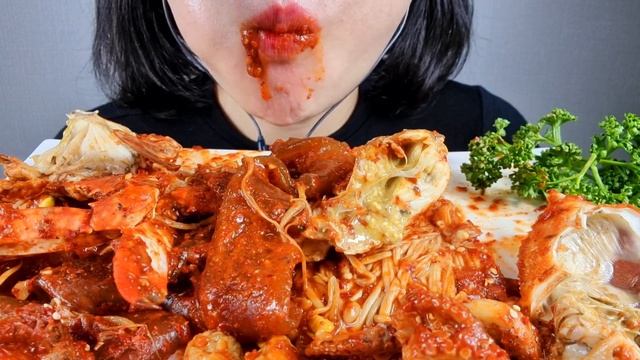 ASMR 매운해물찜 먹방*Spicy seafood stew eatingshow eatingsound*สตูว์ทะเลรสเผ็ด*Hải sản hầm cay*スパイシーシーフード蒸