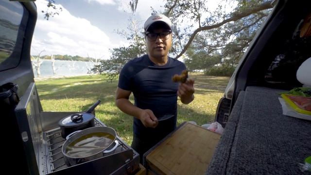 CAMP EATS: Vietnamese HOT POT, Lẩu Thái | Overland Cooking | gondirtin смотреть онлайн