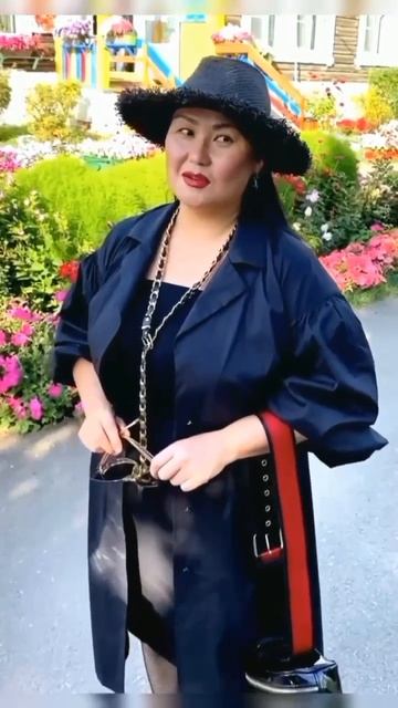 Народная артистка Бурятии Ольга Жигмитова проголосовала на выборах Главы Бурятии