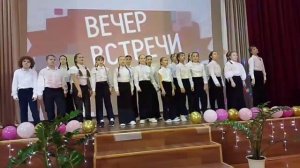 Для чего мы на свете живём. 
Вокальный ансамбль  "Радуга звука" ст группа