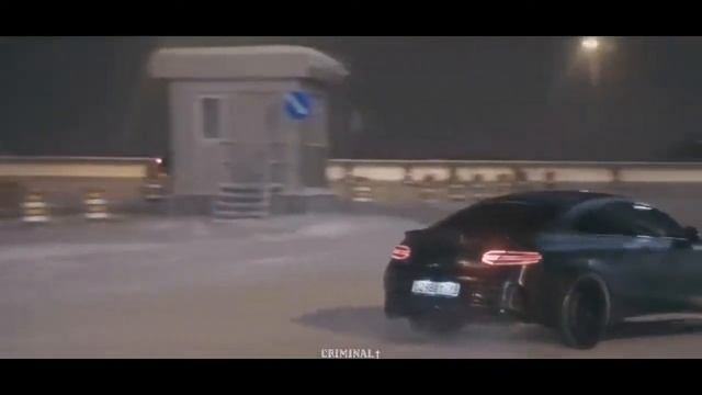 Дрифт под песню Panda E смотреть онлайн