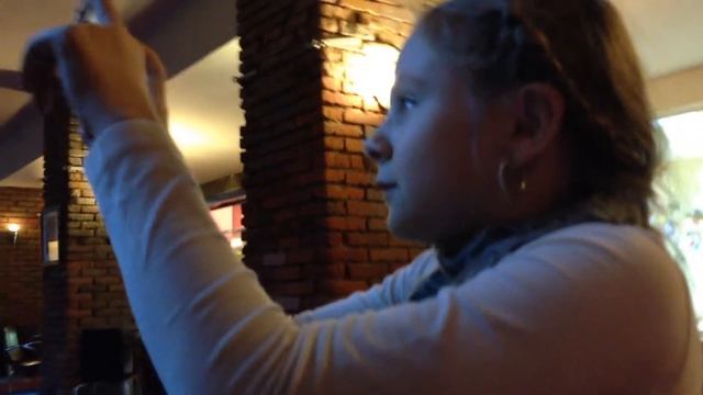 Попытки познакомиться с дочей, её личностью смотреть онлайн