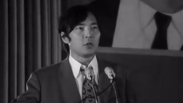 Отрывок из поэмы "Земля, поклонись человеку" смотреть онлайн