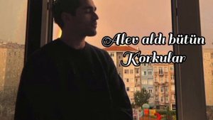 Mert Ramazan Demir ( Ferit ) - Kalbimde sakladım seni ilk gördüğümden beri sözleri