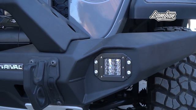 American Jeep dengan aksesoris Rusia (RIVAL bumpers for Jeep GLADIATOR JT 2020) смотреть онлайн