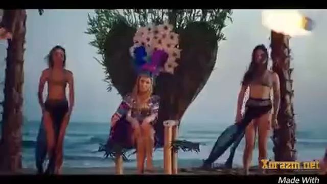 Пародия между нами тает лед смотреть онлайн