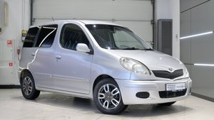Toyota FunCargo '2003 00000