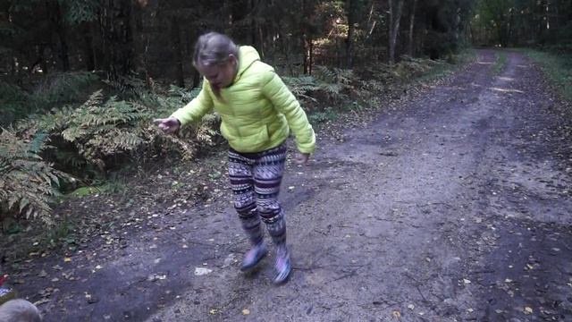 Свитер грибника и подосиновики.