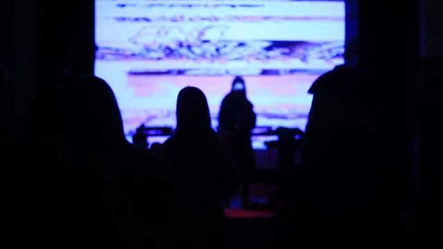 Тает лёд  Мачты Парк Взморье