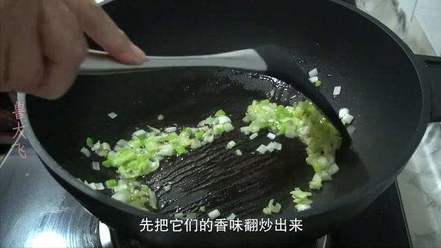 天冷了就给家人做这锅萝卜疙瘩汤，成本不足5元，连喝两碗才过瘾