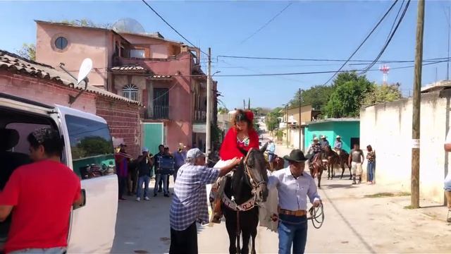 Vanessa Roman Quince años смотреть онлайн