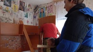 Воскресный день.Разобрали и собрали кровать.