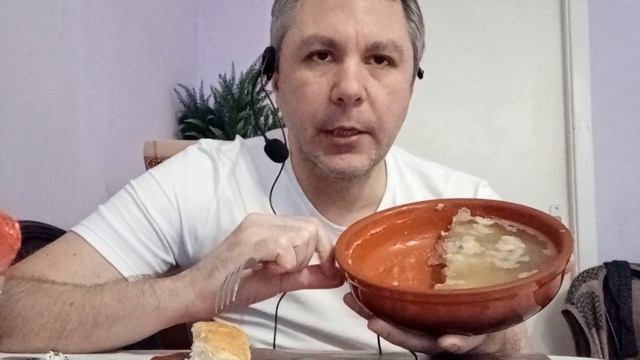 ASMR ИТИНГ. КУШАЮ ХОЛОДЕЦ смотреть онлайн