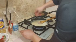 Быстрый и Вкусный Жульен с Грибами НА сковородке с Соусом Бешамель. Рецепт от Шеф Укроп.