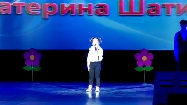 Стихотворение о творческой работе читает Шатилова Екатерина 5 лет