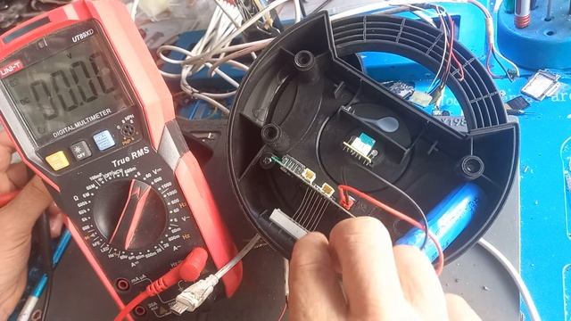 ses topu şarj almıyor Ses bombası şarj olmuyor. hoparlör şarj almıyor SABREDEN derviş muradına ermi смотреть онлайн