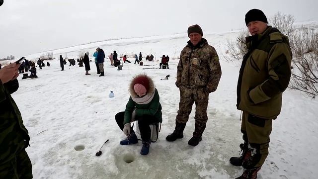 РЫБОЛОВНЫЙ ФЕСТИВАЛЬ 2022 в Кочковском ра-не. ЛОВЛЯ, БУРЕНИЕ, ШАШЛЫК и МОРЕ ПОЗИТИВА! НОВЫЕ ЧЕМПИОНЫ смотреть онлайн