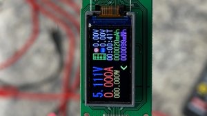 Калибровка USB-тестера от Keweisi (KWS). Завышение или занижение показателей.