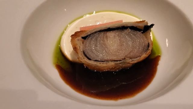 Onion Truffle Parmesan from the Spring 2024 Menu смотреть онлайн