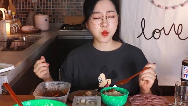 ASMR MUKBANG 🍗Sweet sauce fried chicken and truffle oil Chapagetti Black-bean- noodles