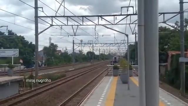 kompilasi lokomotif vintage cc 201 83 31 смотреть онлайн