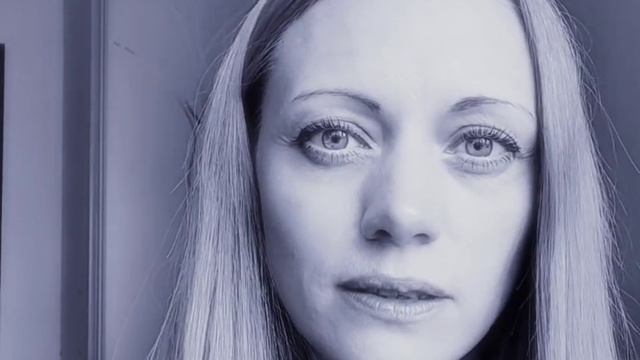 Автор: Федор Тютчев - "Она сидела на полу..." (Музыка: Ernesto Cortázar) смотреть онлайн