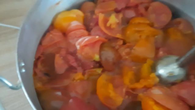 Томатний соус, томатна паста і асорті в мутному маринаді.Прості рецепти, смачні заготовки на зиму. смотреть онлайн