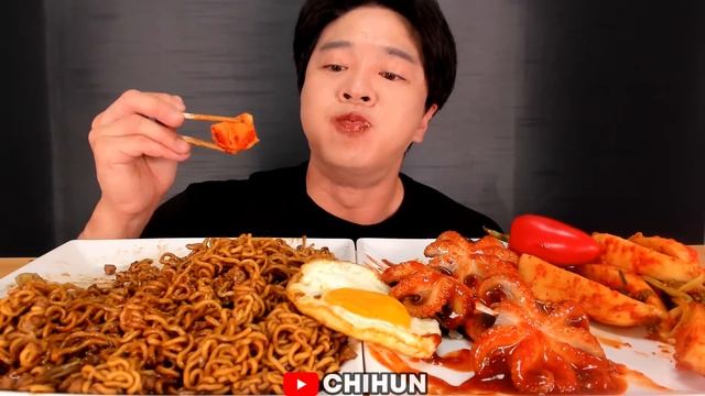 TRUFFLE BLACK BEAN NOODLES, SPICY BABY OCTOPUS with KIMCHI EATING SHOW MUKBANG
