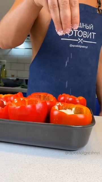 Перец, фаршированный грибами и фаршем #рецепты #перец смотреть онлайн